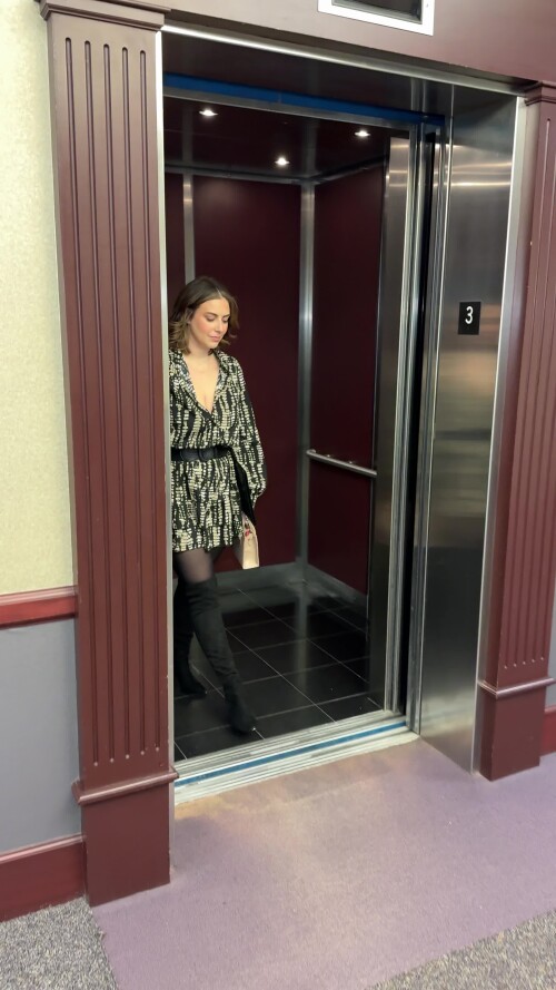 b9b8bd2dbd6d353cbdeb6e6d62112985