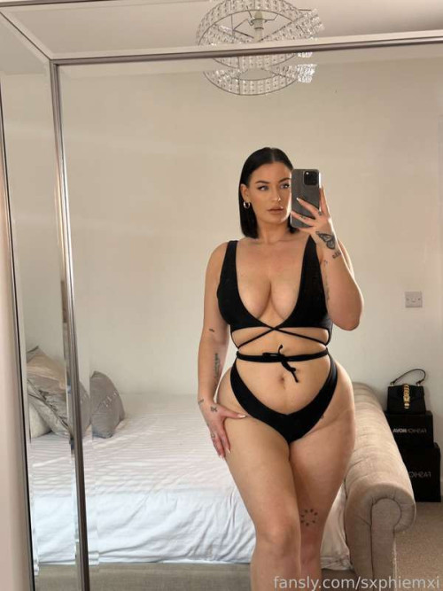 12c0890ce99c006f5d76f2690207297b