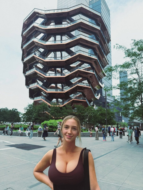 15fa176e0fc4a163e2ea14310de3b832