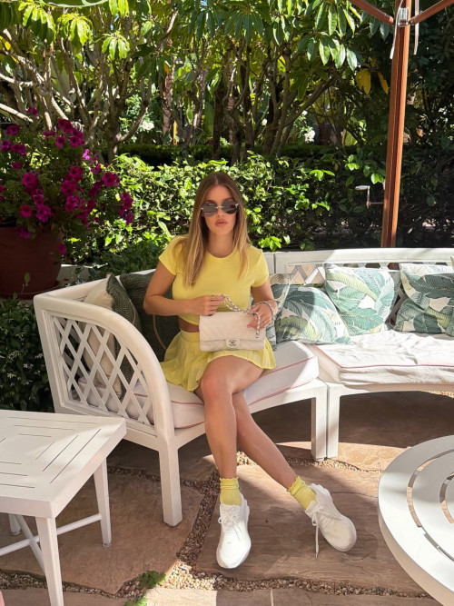 339b2dd4c394392e52e6d8c0504292b3