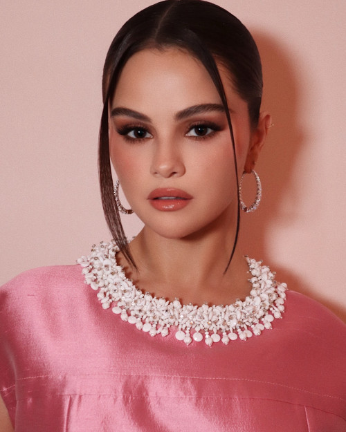 70d2921f2fa199c2d00d35b63244bf51