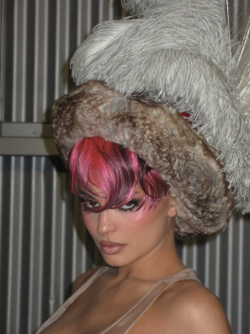 9b040bb0f1ce9d6c234be123b2f4c11b