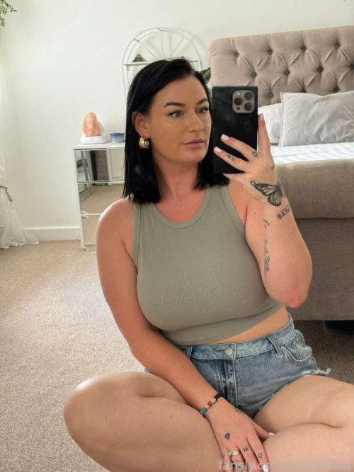 b5339592f85614e2a341c07e3d971bce