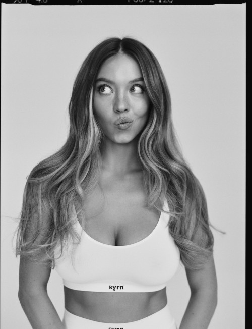 c97ae187194145f95ef3d1550f71f76a