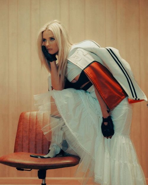 f5fde3ca15d12d72752c0a173c00fdb5