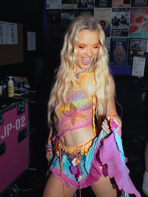 fd05130d1af1e69a0bb2a4ba1611beb8