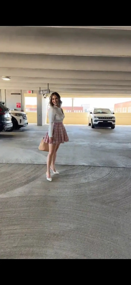 17d3bc9a69cb1d8f851ce2d8ff23887e