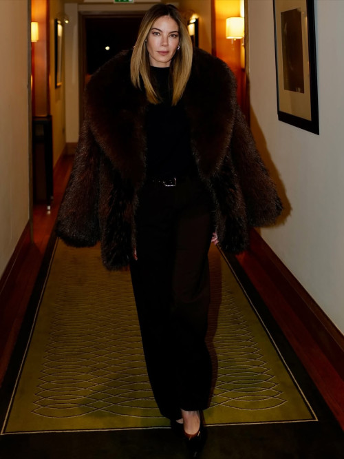 439233e4f05561f83c54ba5c72802641