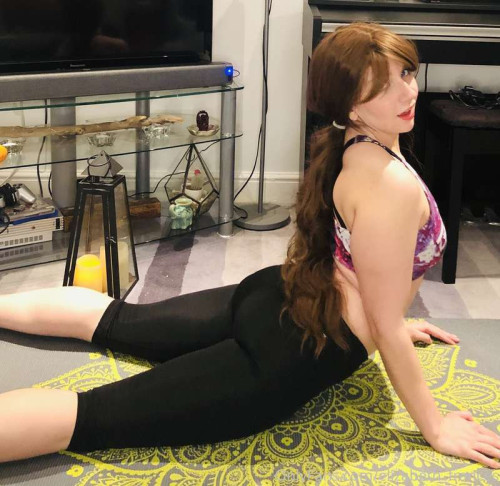 6d8077a03af8cd2b3f744fe4d818fead