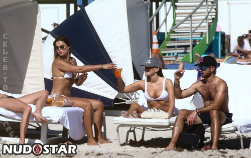 ca2f7b2a844ac6facb5833c0ecef4b8a