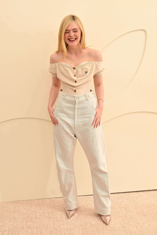 0416230c52a9e1776bd566506ed476e0