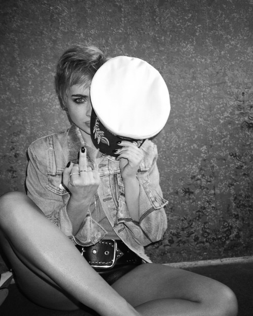 641a227c3dc83f087564fd047d7ee33c