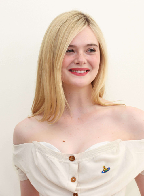 af62d409b8824f7d419bfb4a1e4bc785