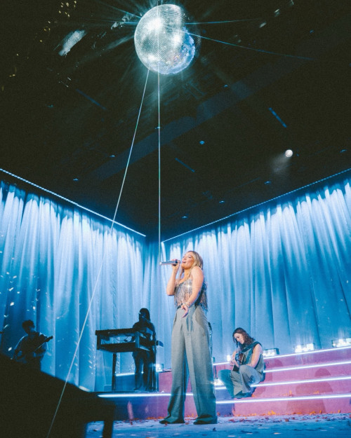 bc83bafd1ae61a084a28ddee2839eda8