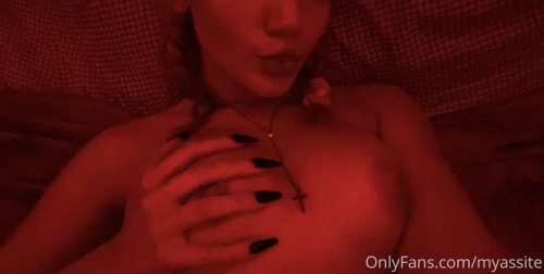 18ce74a79f893644494c236b99a4ebda