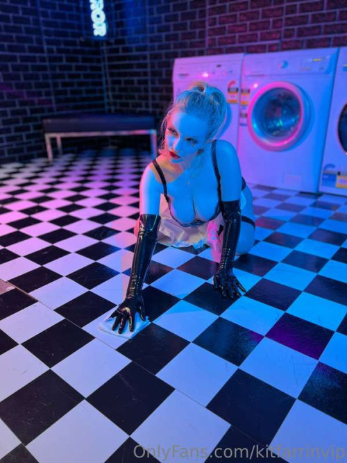 20a920d75a4b8deb98012e06e37659ff