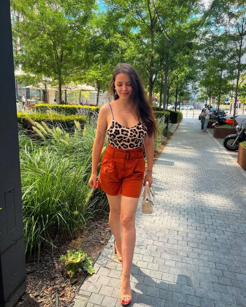 56691c0076fb1306ef75f8fd551255c0