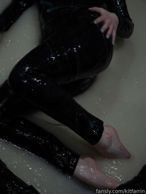 adf6bc77e9519182e5d9d4da391612f5