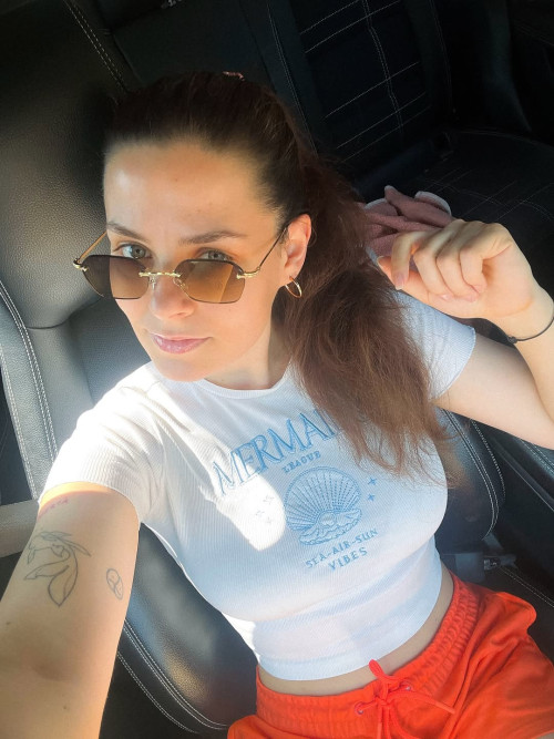 eab494db306fb62c3f48d88f37a63e93