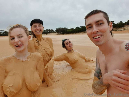 fa4ae256a1544565cd9ccc7c2e44f8fd