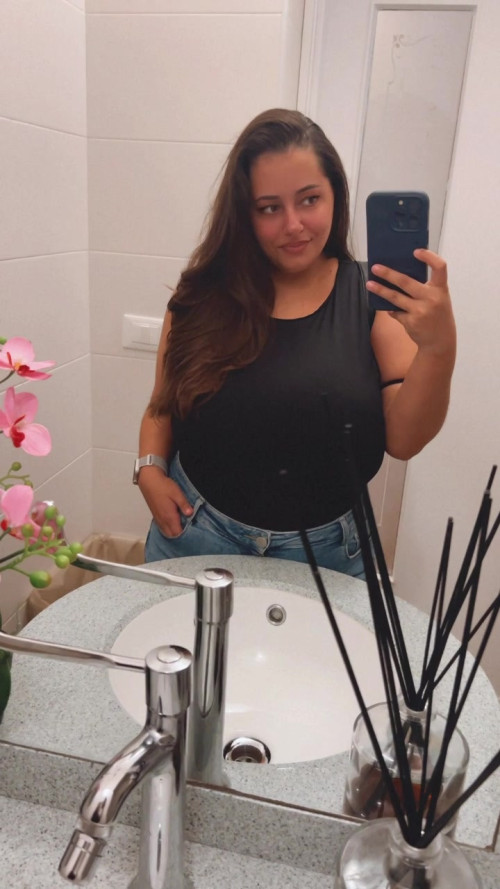 421800a285d6e8a5d594911c83cdfe8b