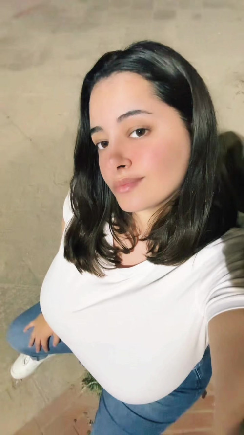 43b6f9d8edf541ed4eb1e75feccdbfb2