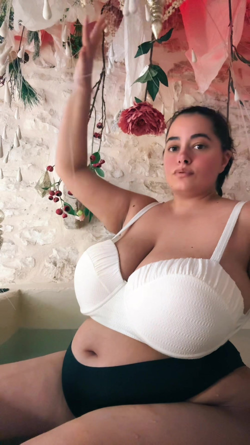 838858db6fbda0a10a10e7e460931849