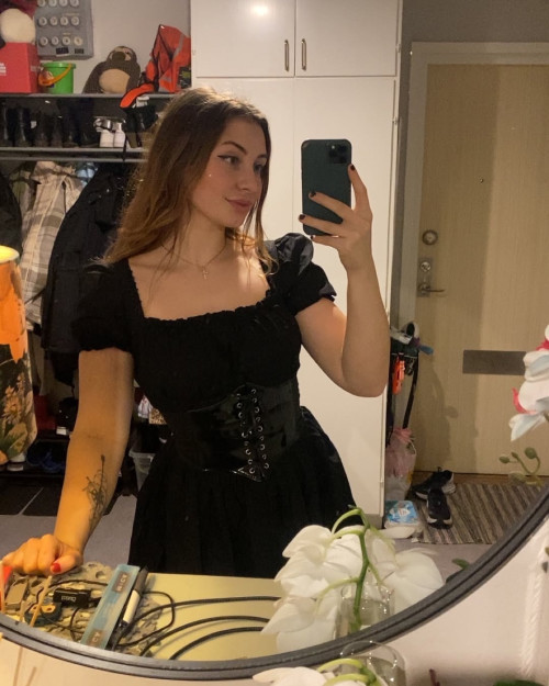 54ac64fa4ba3d35292e9322a9982860e