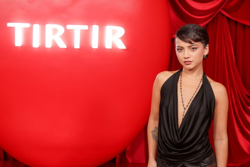 8fe24f2d79d5932bd1865247ed6ebf18