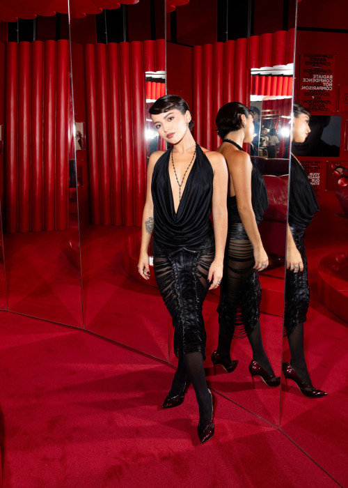 e0b7ff4d587467584ea1a3603b01e6a1