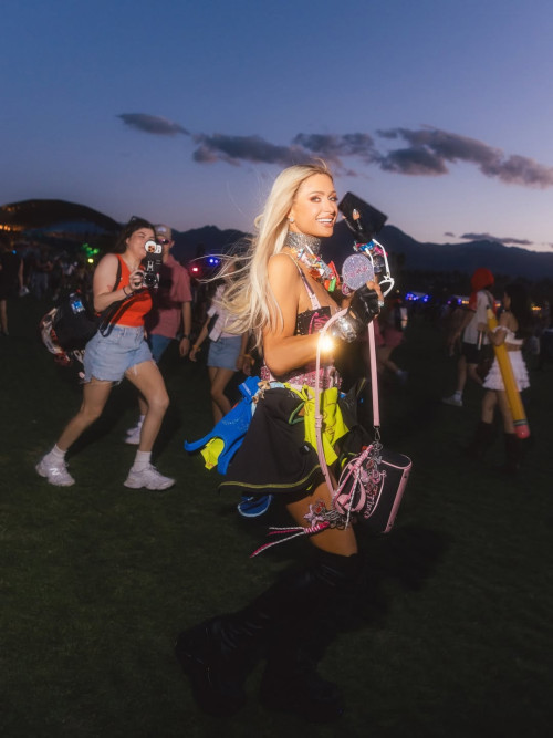 4e41acf9702fb8d4dcd5bb364698b814