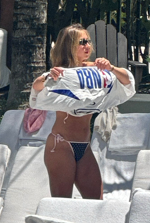 6a37c8e6f837499c4305686ae4a6e6d9