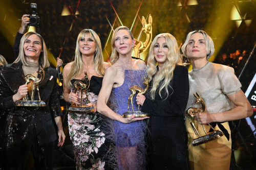 92596d9eae6b307bc0f0cb6c9dd6dec8