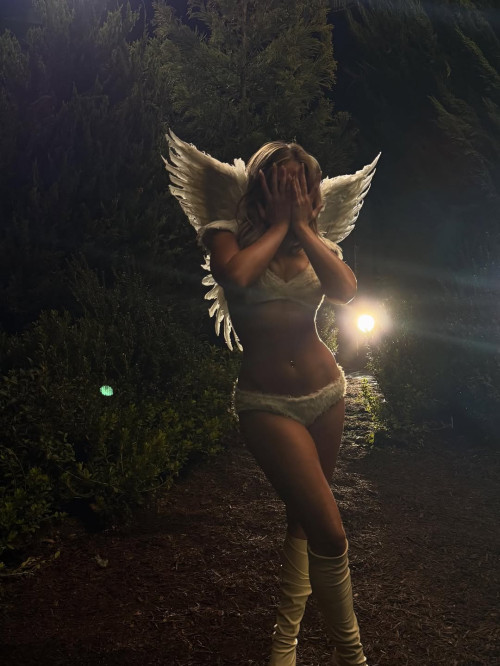 ea97898584537c5a849e004e4dc1c57a