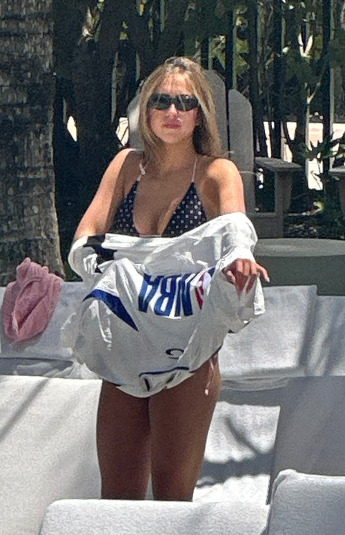 eb2a9f9f82e94b7661161671bc702b93