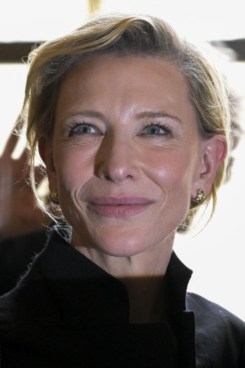 eee24944566c42e2b125e4949883dec6