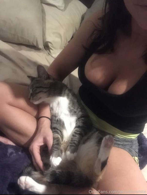 4a41846c82640a294aad1928d4221d3f