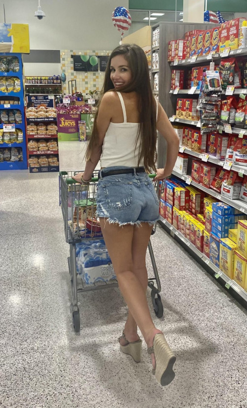 a56b4fa726adee7fdeef7eae94129585