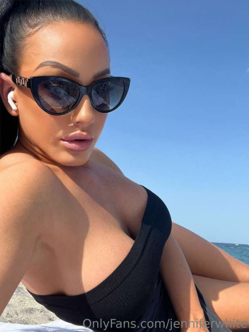 ce955c90fa7c4ebb56e30b740c0e9e9d