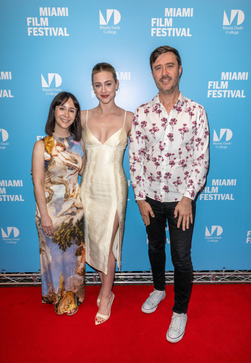 e33ba7f19b421ca7fc865a96631c3948