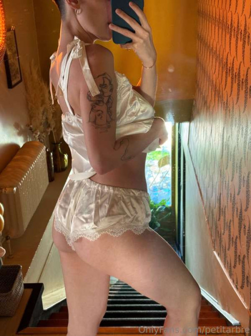 01ad0ce0364f85d2b07d766103b1d949