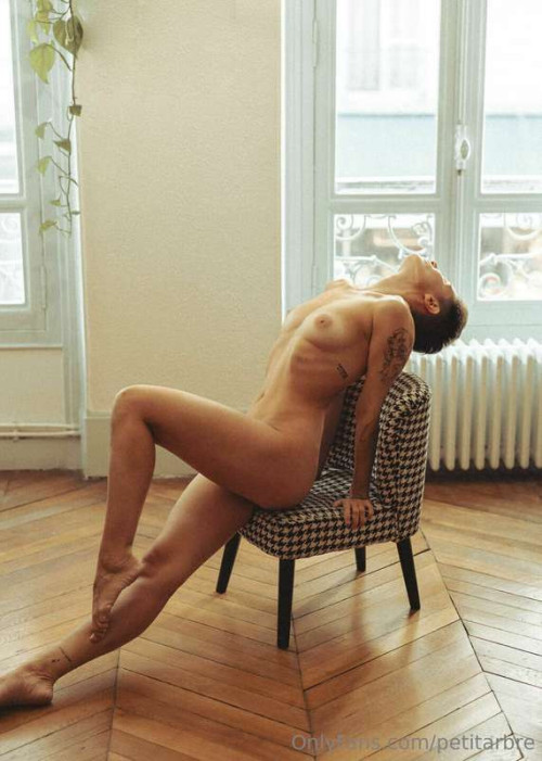 03b03b26b2b6c3a900a19df98f4142ad