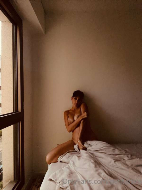 157998ce8a07ef205bffe0a461f45e25