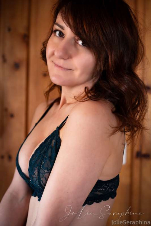 1e99a5ed68ebd323f87cd0eee17b3d73