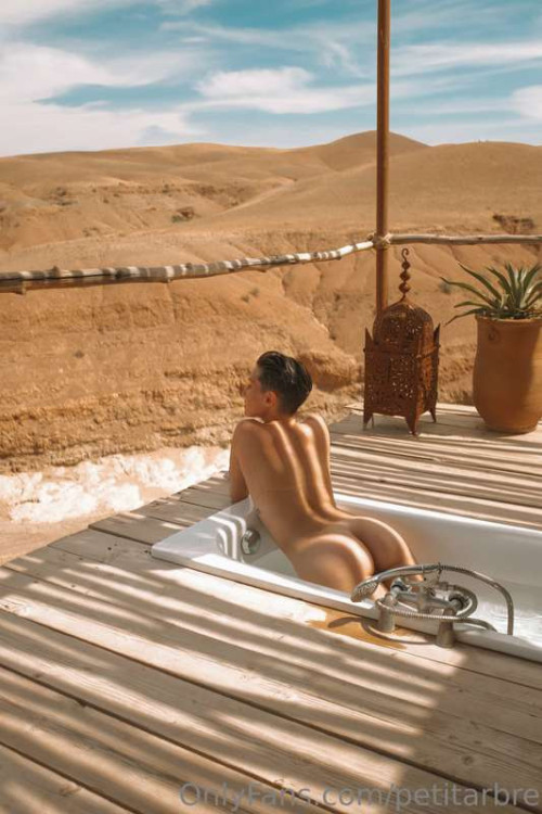 593ed346c09235270d010e99a42c96f5