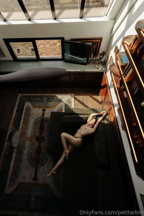 683d5a74fa3df1592bd9ec43bb4eba6d