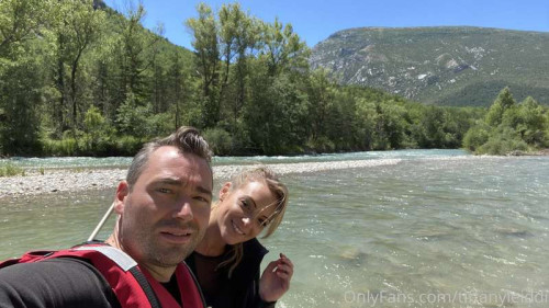 6d697640feb0ac57e0420a28e3bb2658