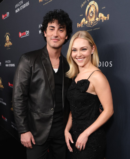 93605f7fb987b58a72f685a84b47c5ca