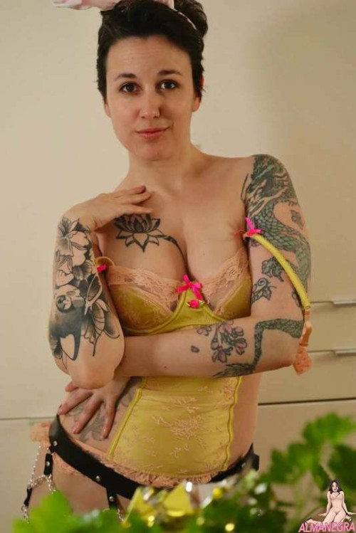 b6d3dd5600254eabb589c7a7c6cbba0a