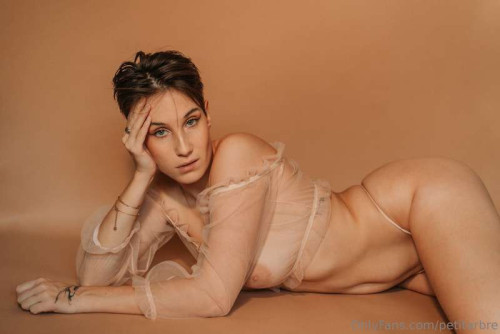 c6b6e2cbab458392b2d75f95c805cd32